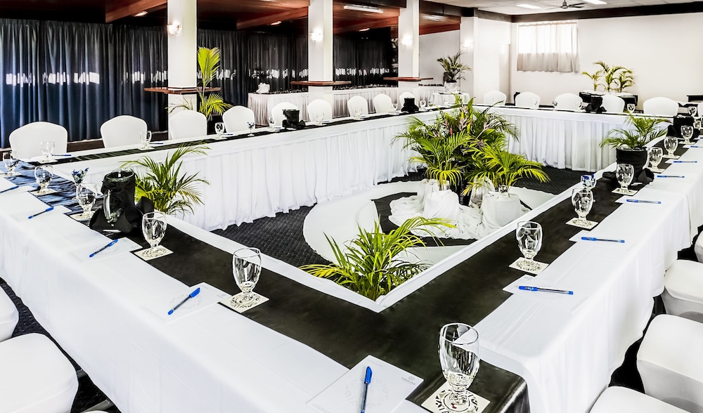 TOKATOKA RESORT HOTEL 32/36