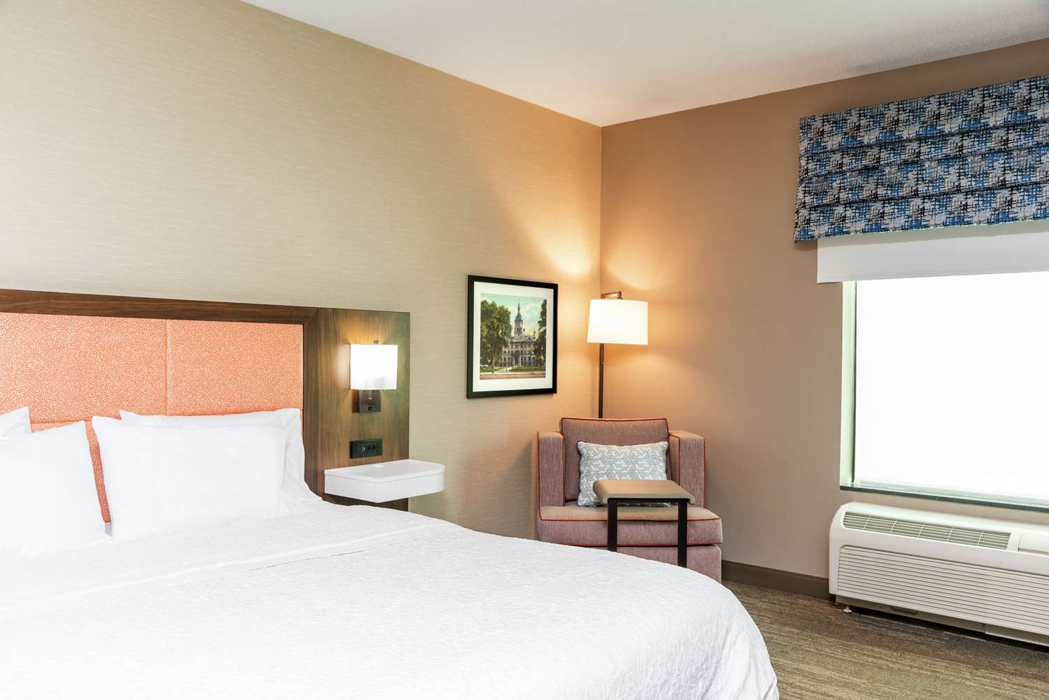 Hampton Inn Suites Marshalltown 4/25