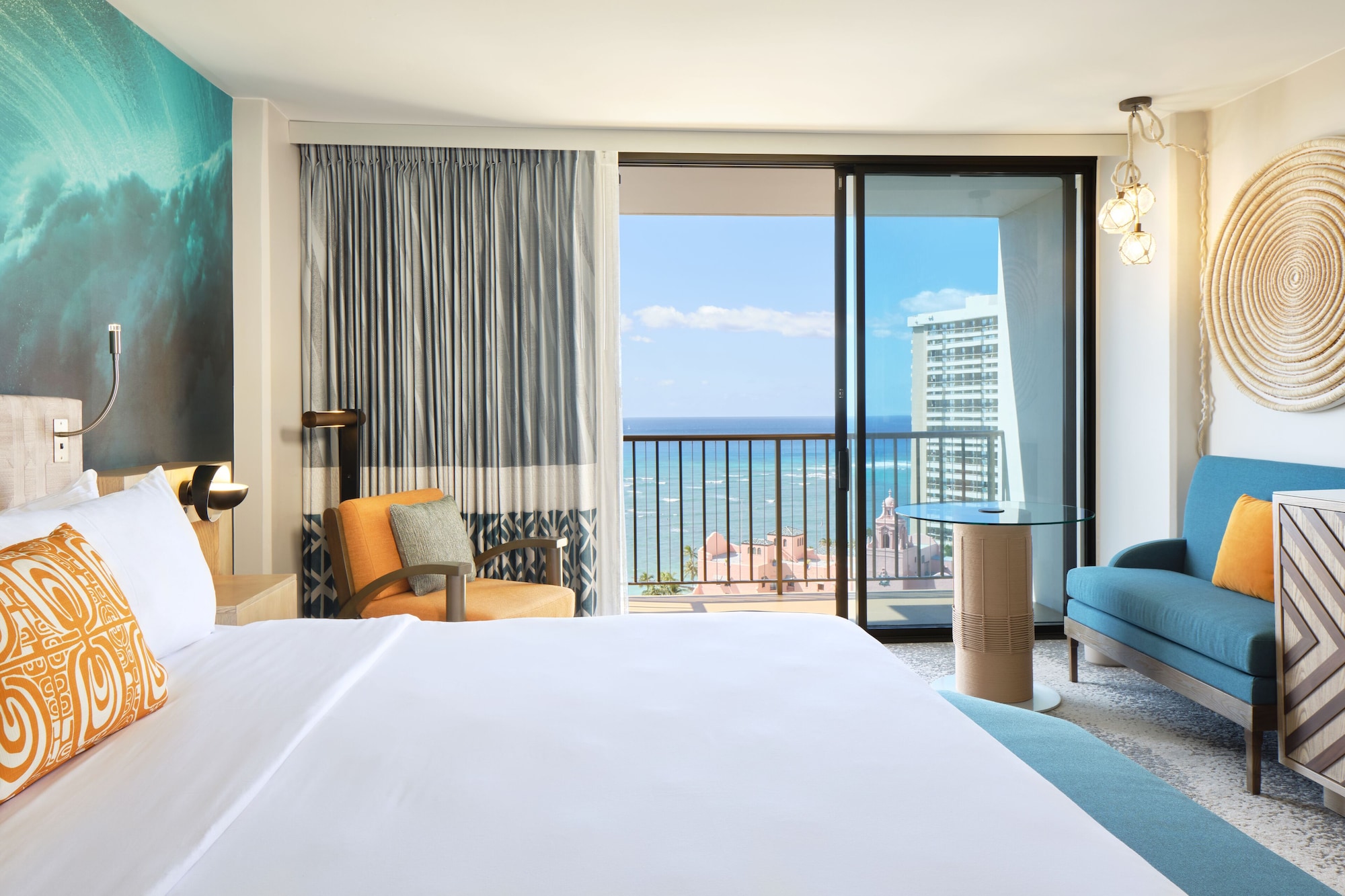 DIAMOND HEAD, KING BED, OCEAN VIEW