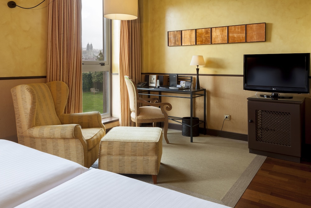 Hotel Palacio Del Carmen Autograph Collection 24/74