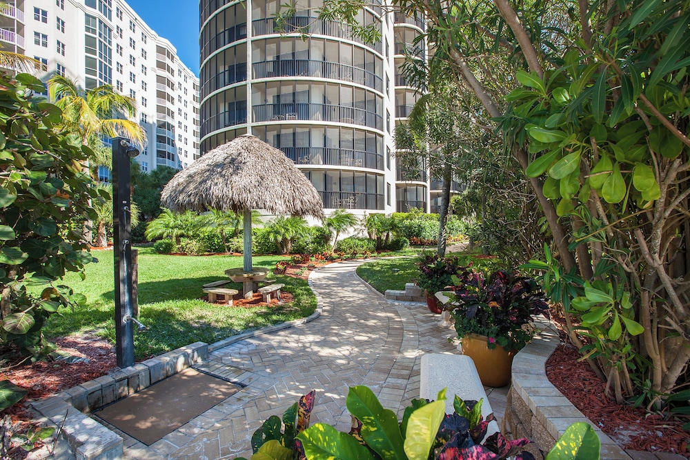Pointe Estero Resort 44/50