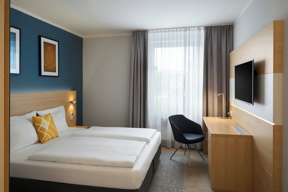 GHOTEL hotel & living Goettingen 11/50