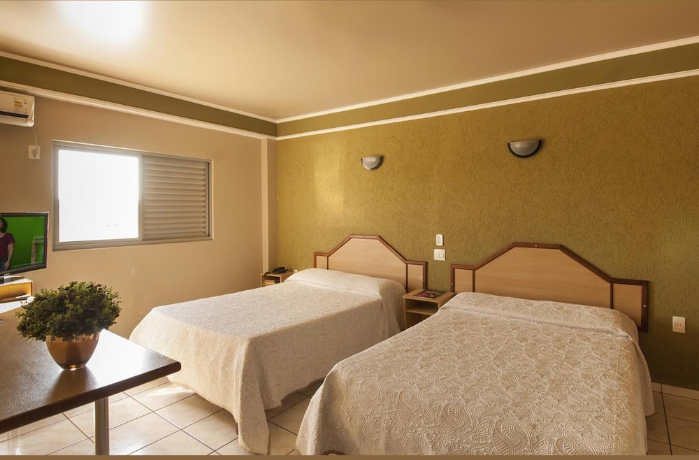 JP PALACE HOTEL FRANCA 12/50