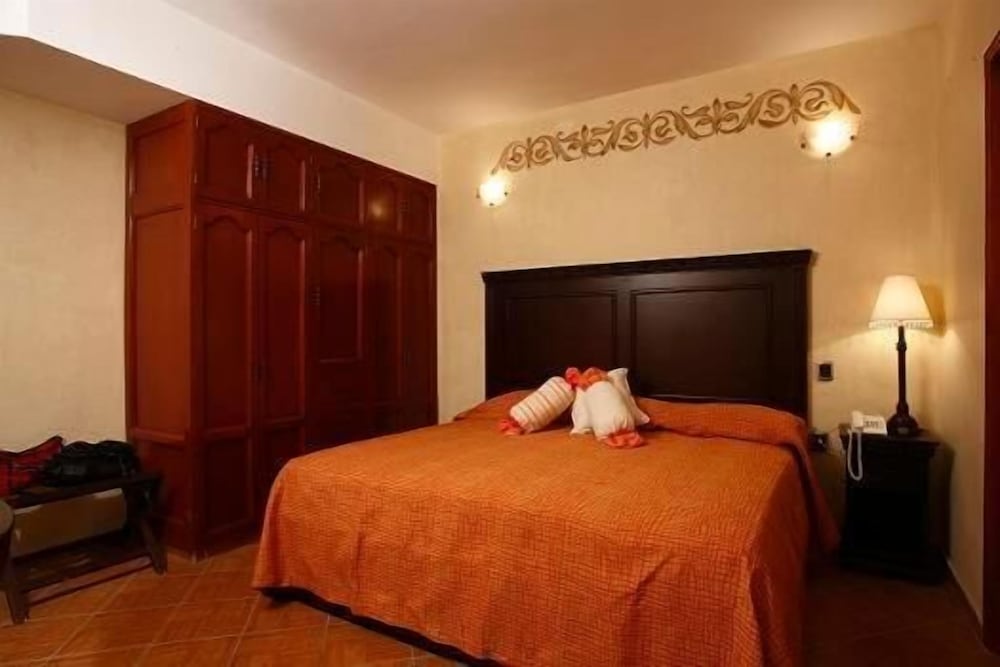 SUITES BELLO XOCHIMILCO 7/32