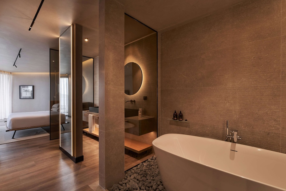 Ammades All Suites Beach Hotel & Spa – Adults Only 70/73