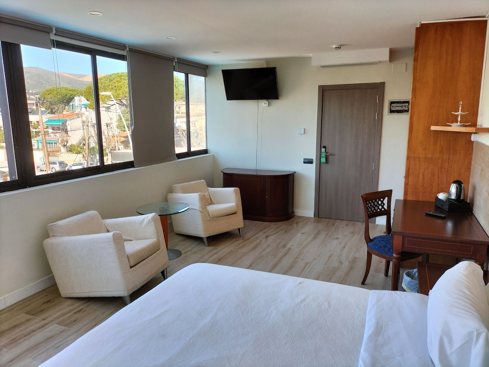 Hotel 153 33/71