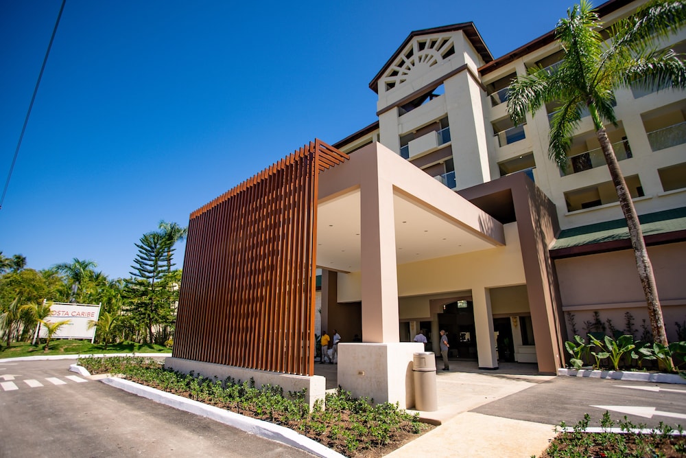 Coral Costa Caribe Beach Resort - All Inclusive 9/101