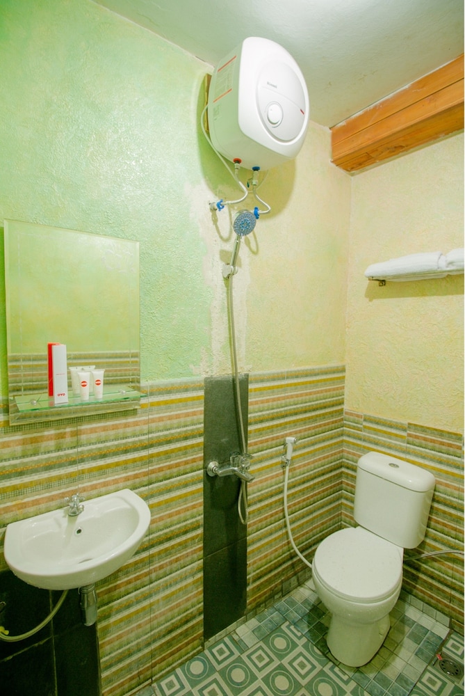 OYO 867 Bettah Coba Homestay 26/31