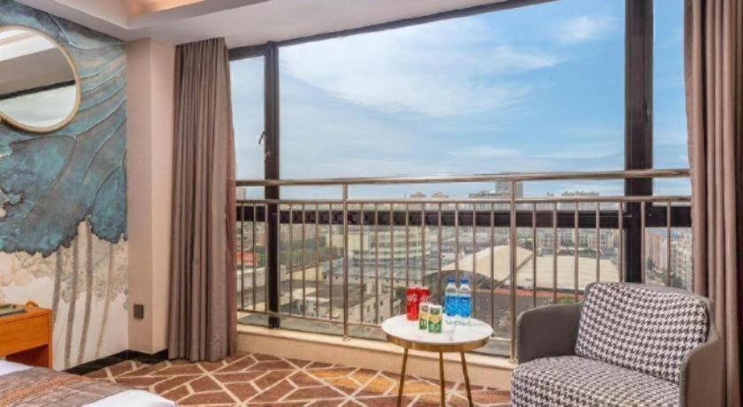 Park Lane Hotel 35/51