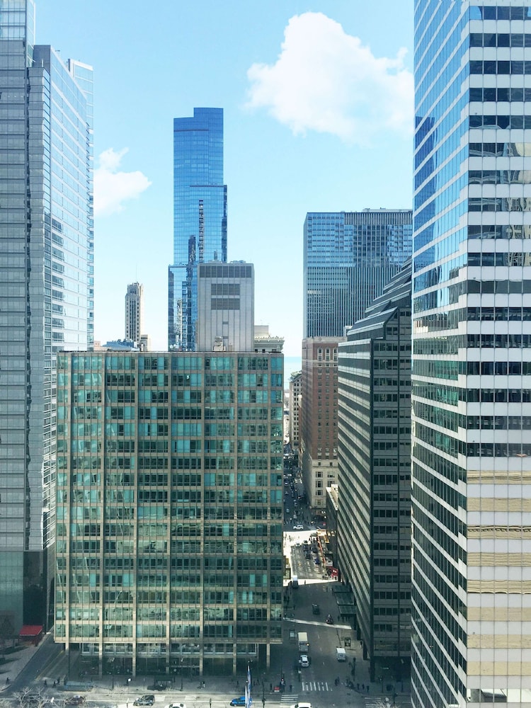 Hyatt Centric The Loop Chicago 31/79