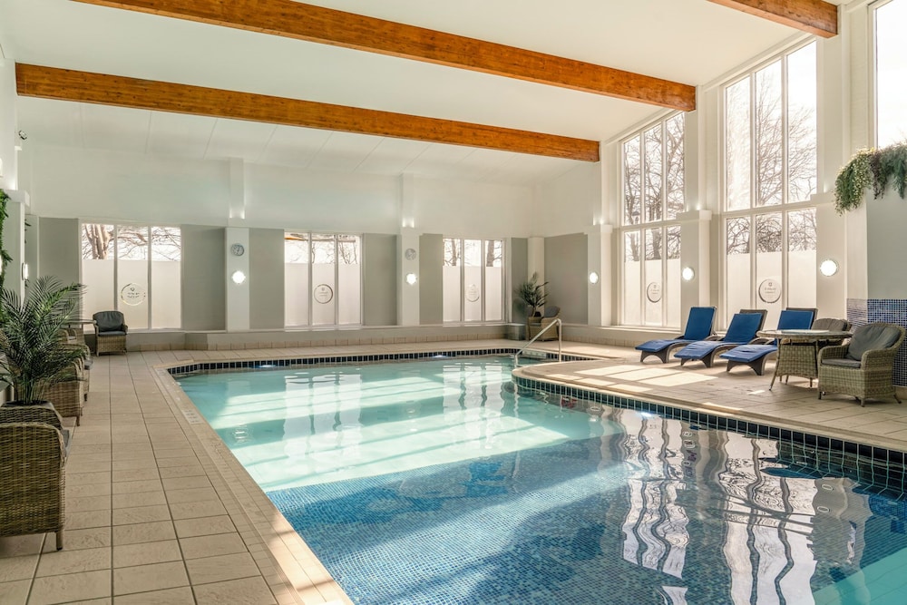 Daresbury Park Hotel 25/50