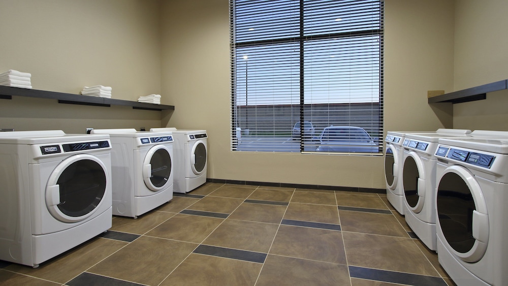 Candlewood Suites Dallas-Frisco NW Toyota Ctr 17/50