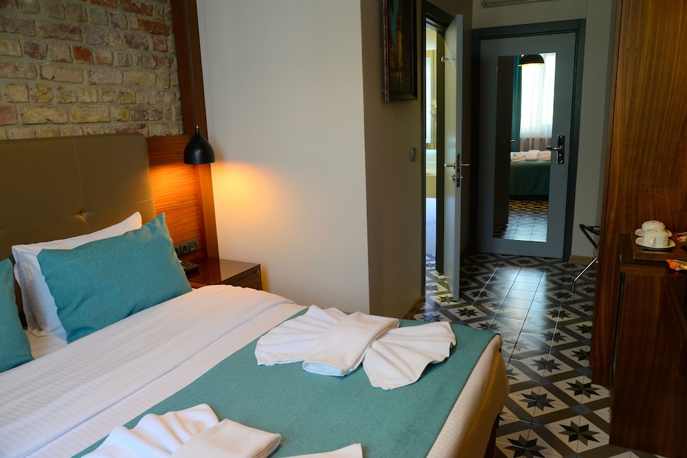 Pera Luna Residence - Special Class 18/66