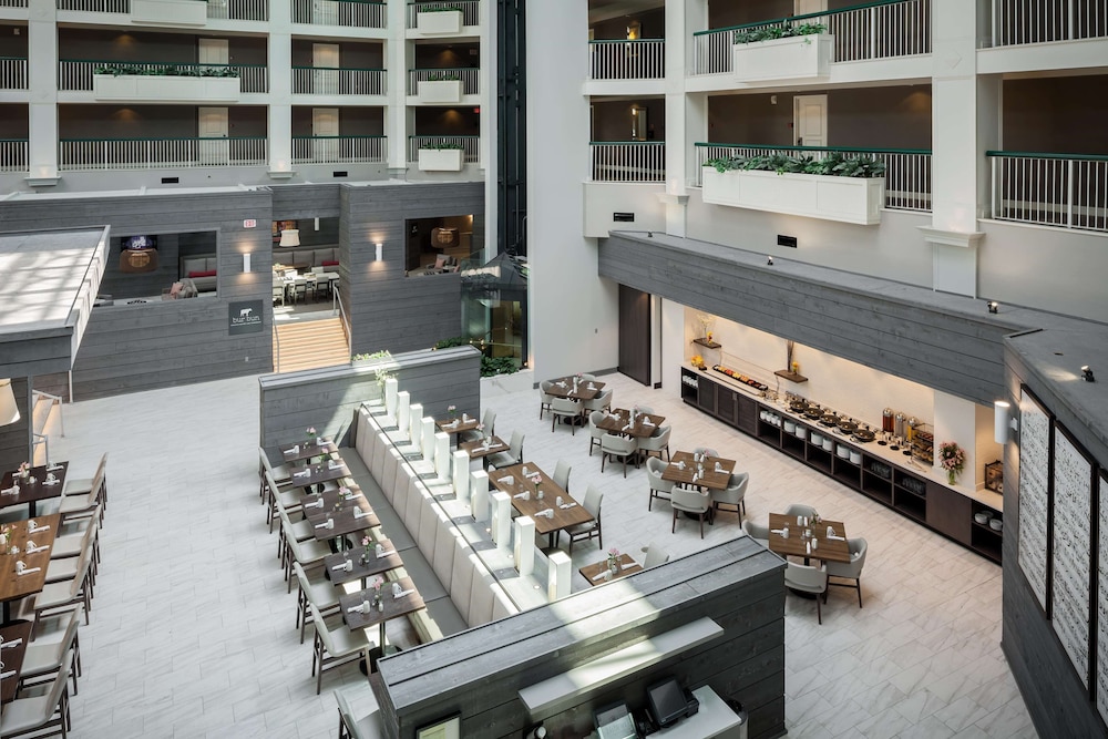 Hilton Brentwood/Nashville Suites 7/81