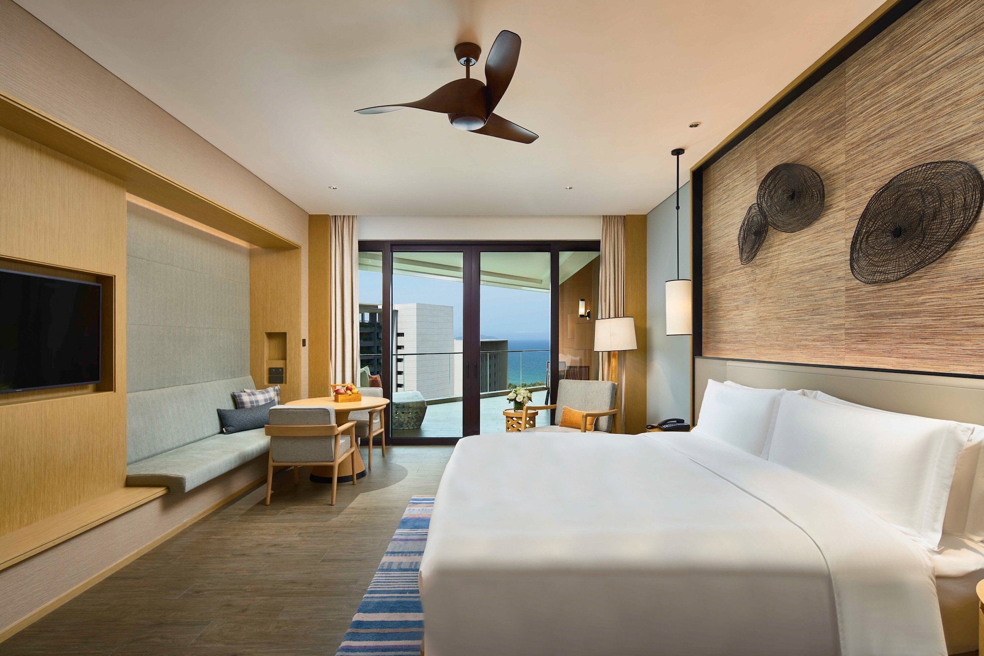 Standard, King Bed, Sea View