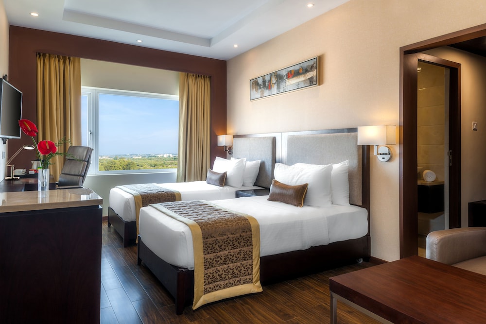Days Hotel by Wyndham Chennai OMR 12/47