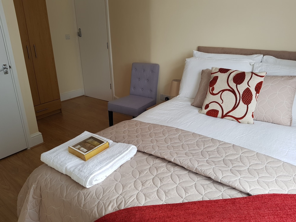 PREMIUM, DOUBLE BED, GARDEN VIEW