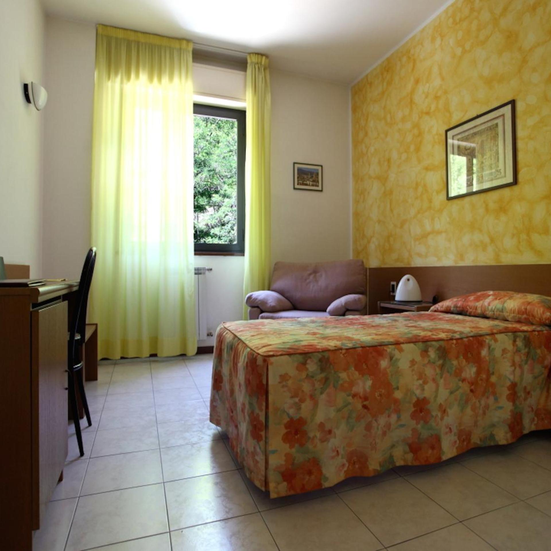 Euro Hotel 7/50