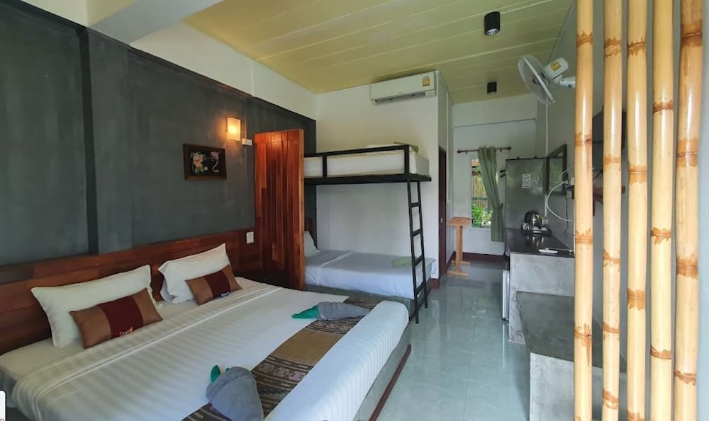 Riviera Boutique House 26/66