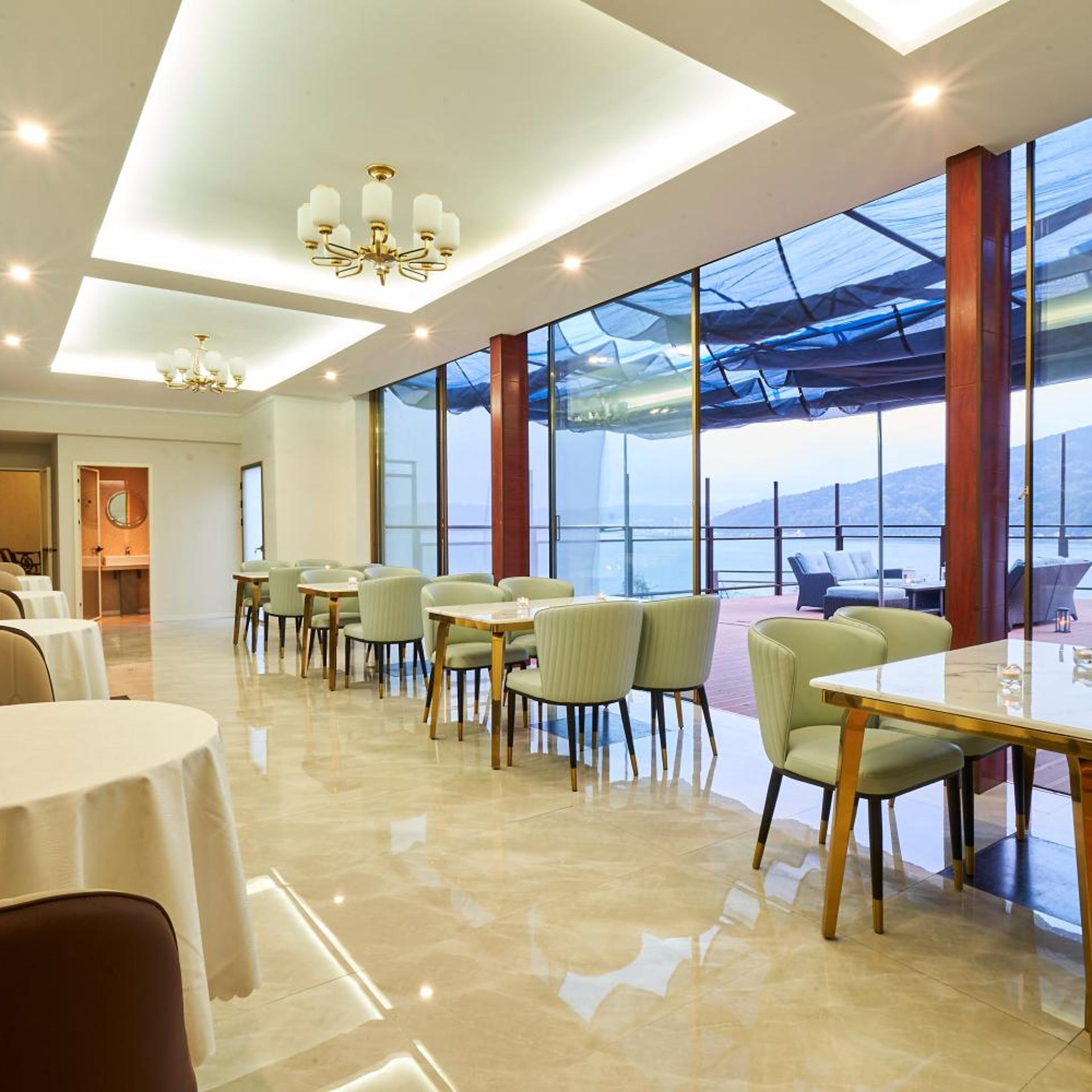 Hotel Himalaya Sea 34/44
