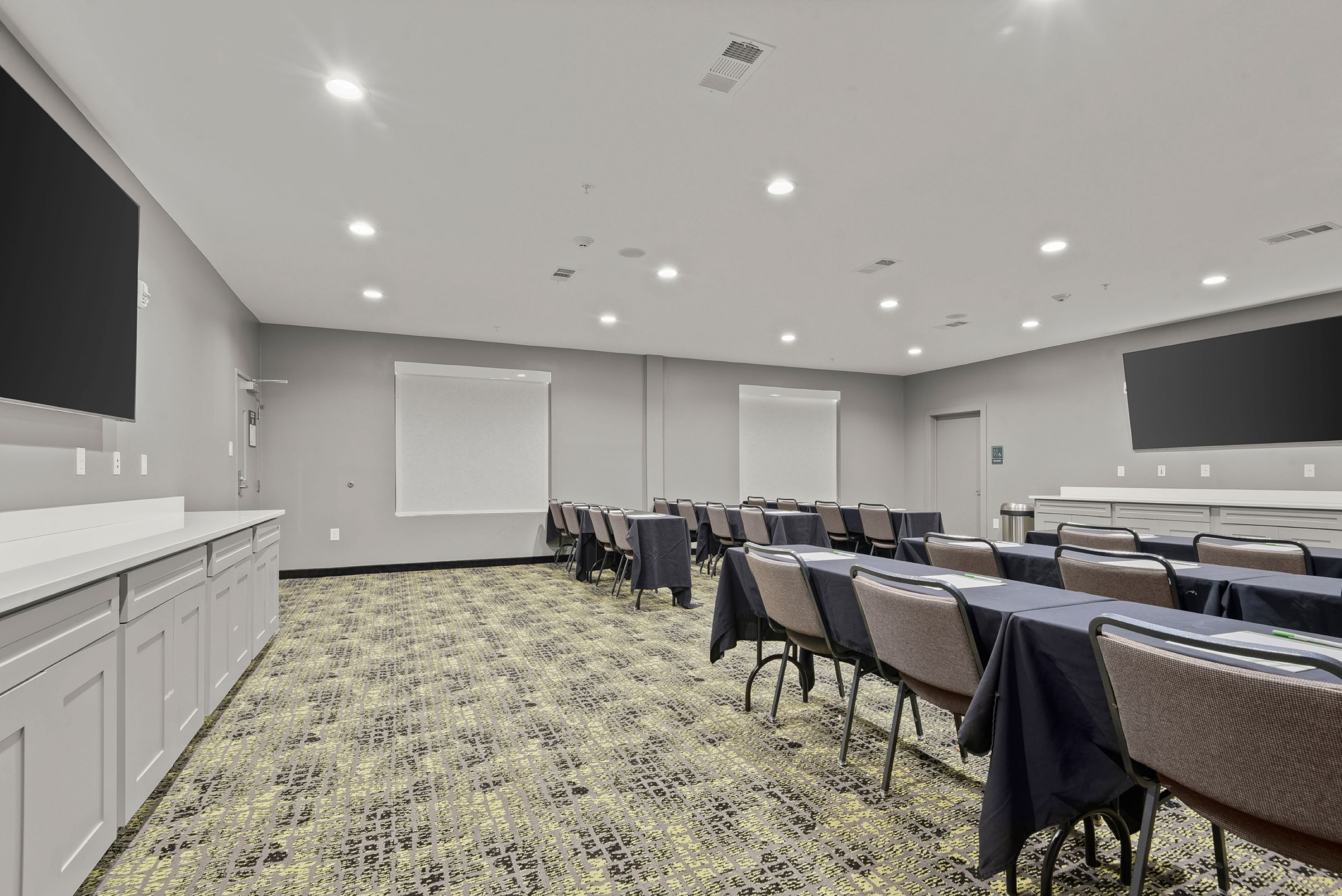 Holiday Inn Gonzales 44/50