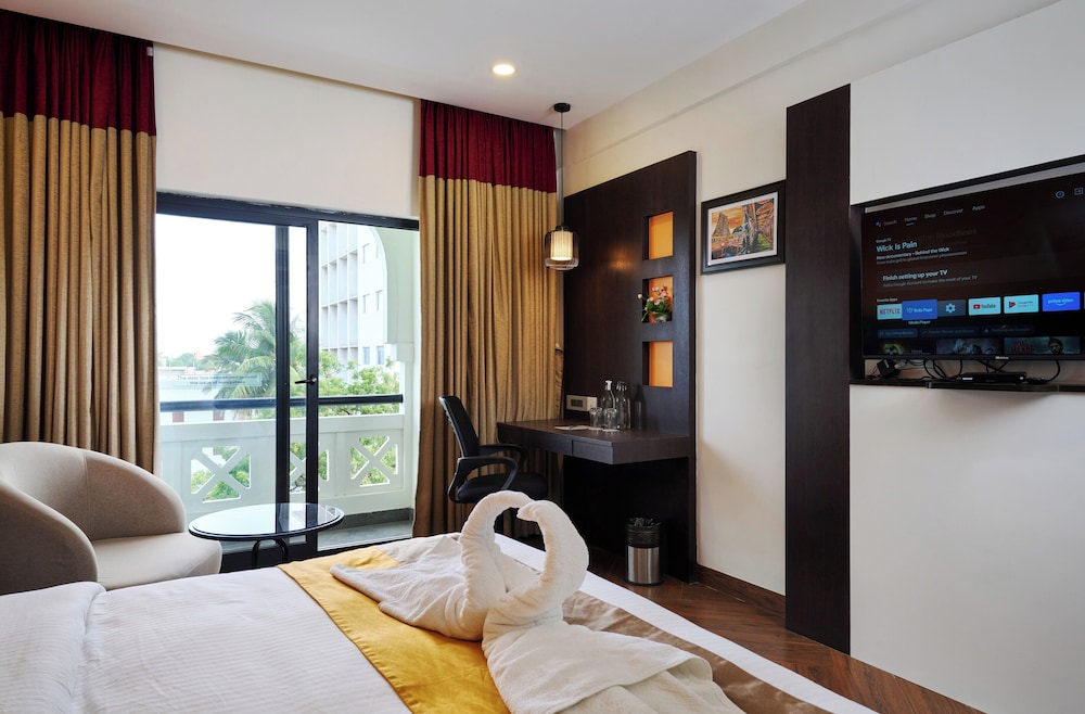 غرفة سوبيريور بسرير مزدوج بشرفة بإطلالة في الملحق، Astoria Hotels By Sparsa 4/5