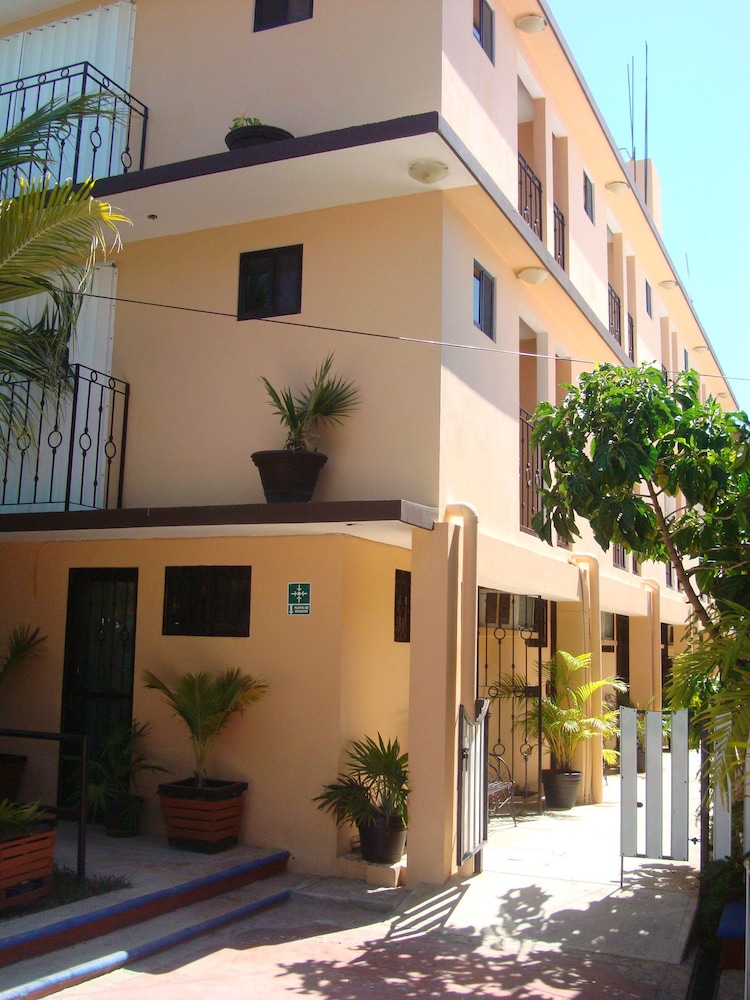 Andreas Tulum Hotel 4/24