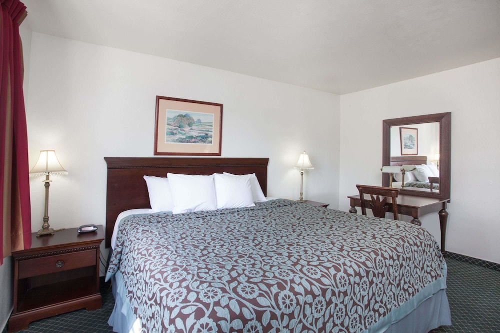 Upgrade, Suite, King Bed, Sofa