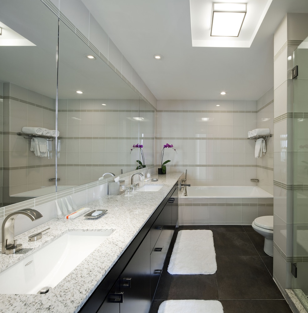 Royalton Park Avenue 49/50