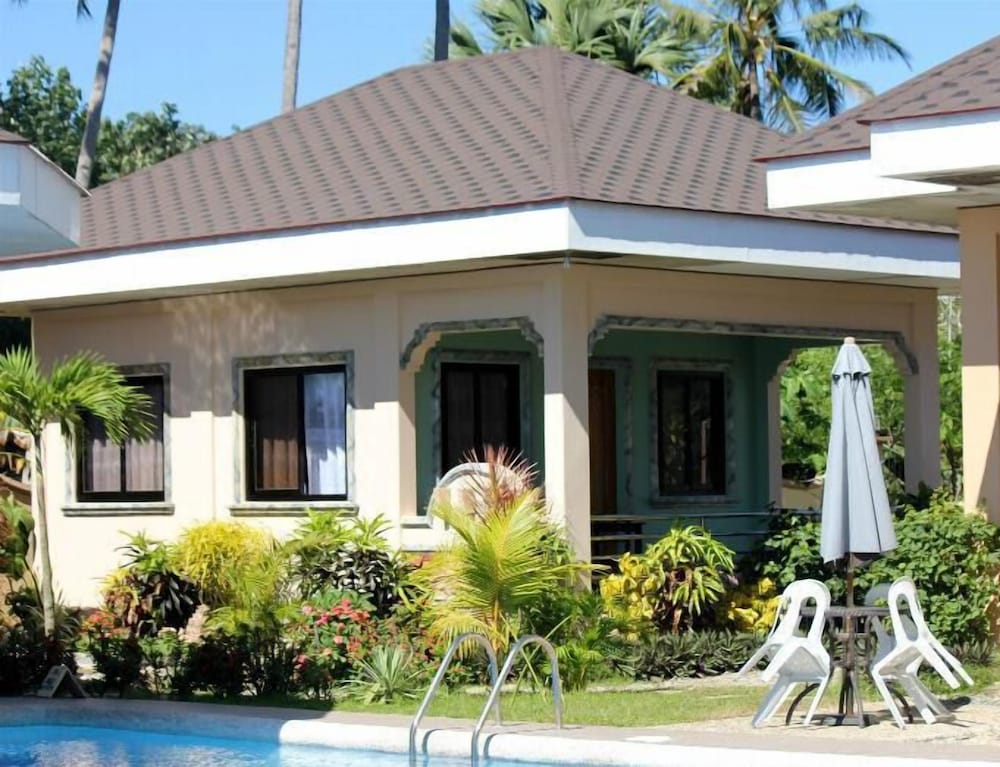 Ucoy Beach Resort 3/38