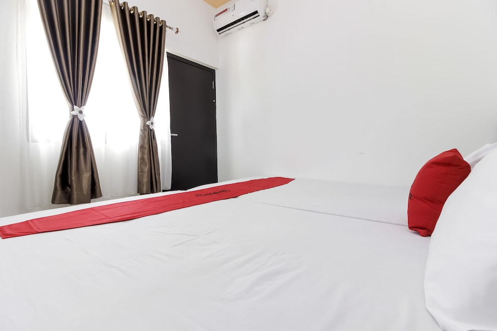Reddoorz Near Sam Ratulangi Airport 10/23