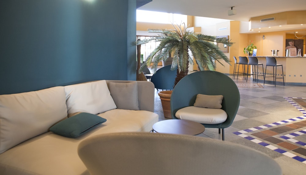 Les Flamants Roses Thalasso Spa 63/83