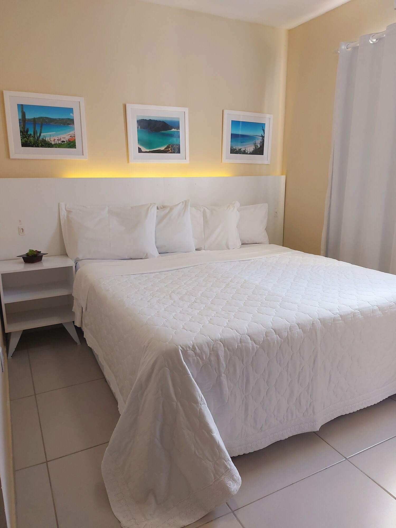 CLASSIC, DOUBLE OR TWIN BED