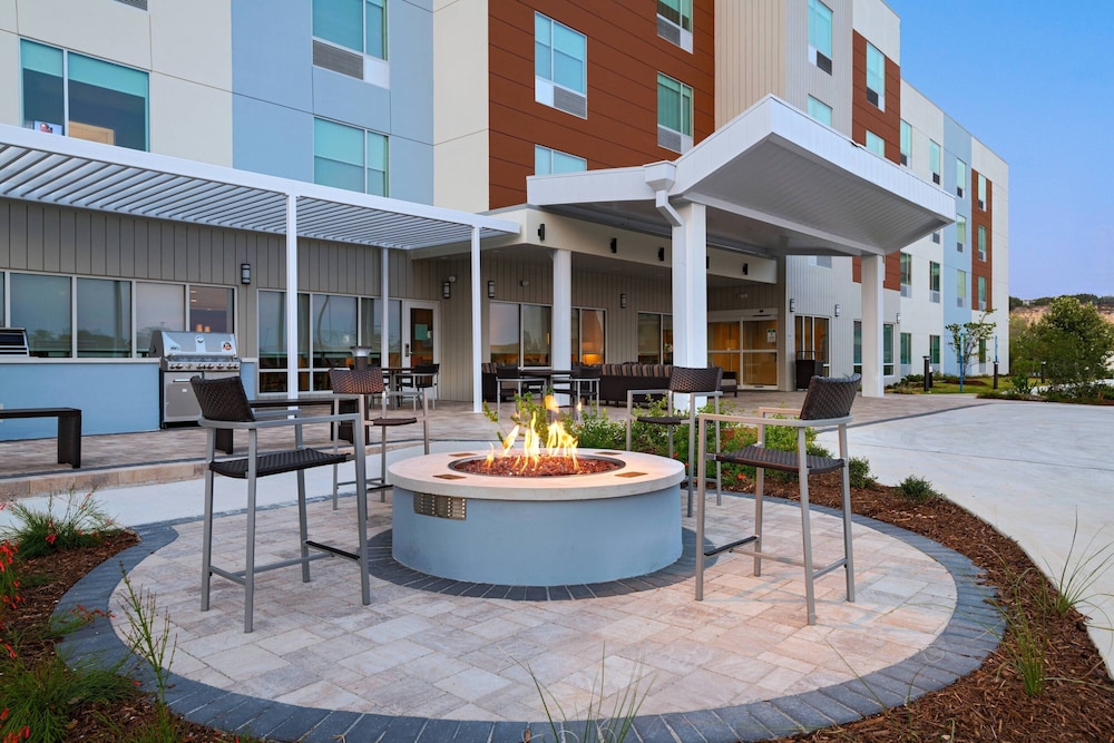 TownePlace Suites by Marriott San Antonio Northwest at The RIM 7/38