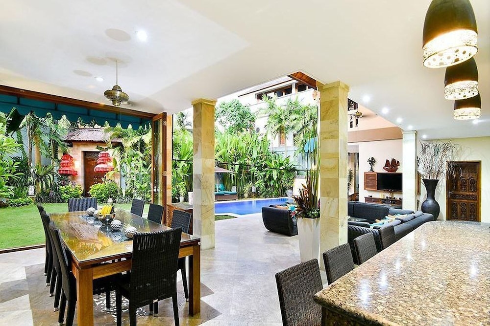 Bali Mystique Hotel And Apartments 76/79