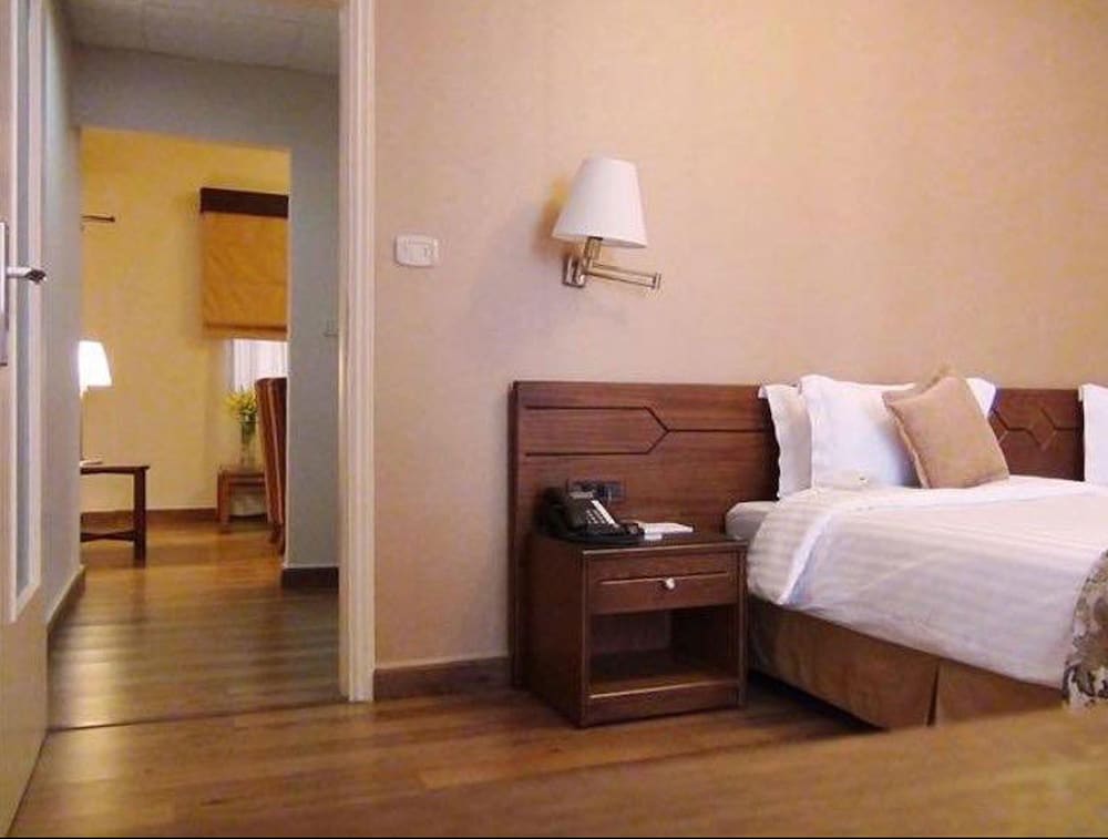 Orient Prince Hotel 23/55