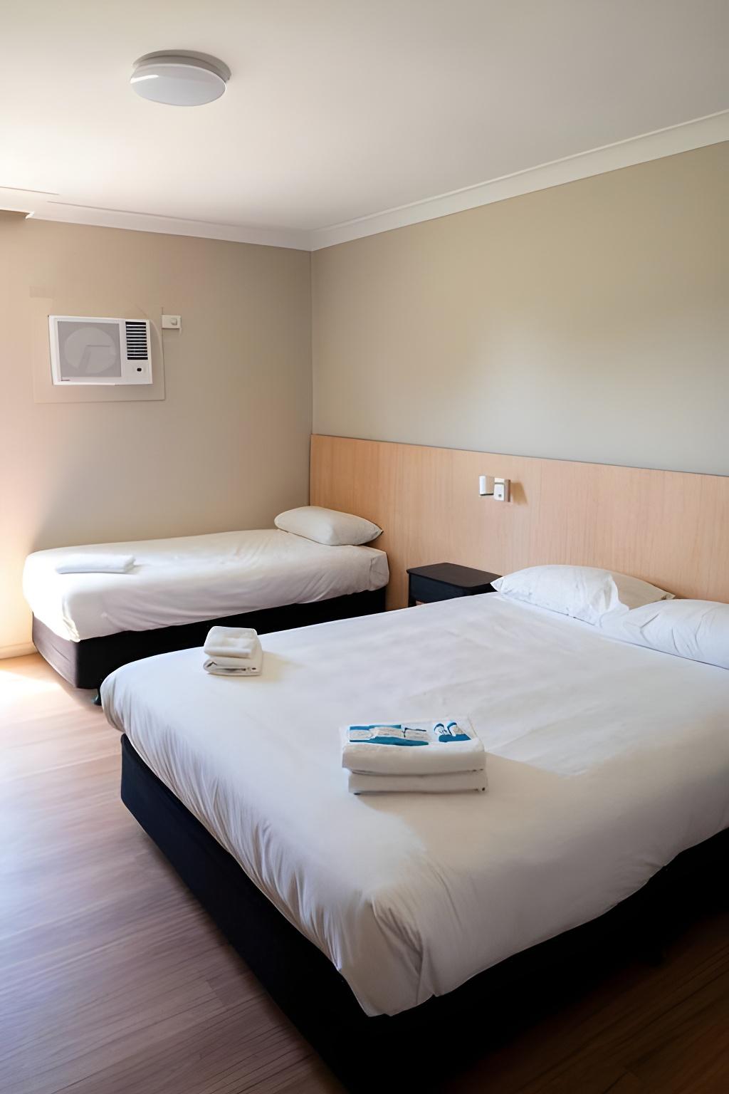 2 Bedrooms, Grand, Tower, Suite