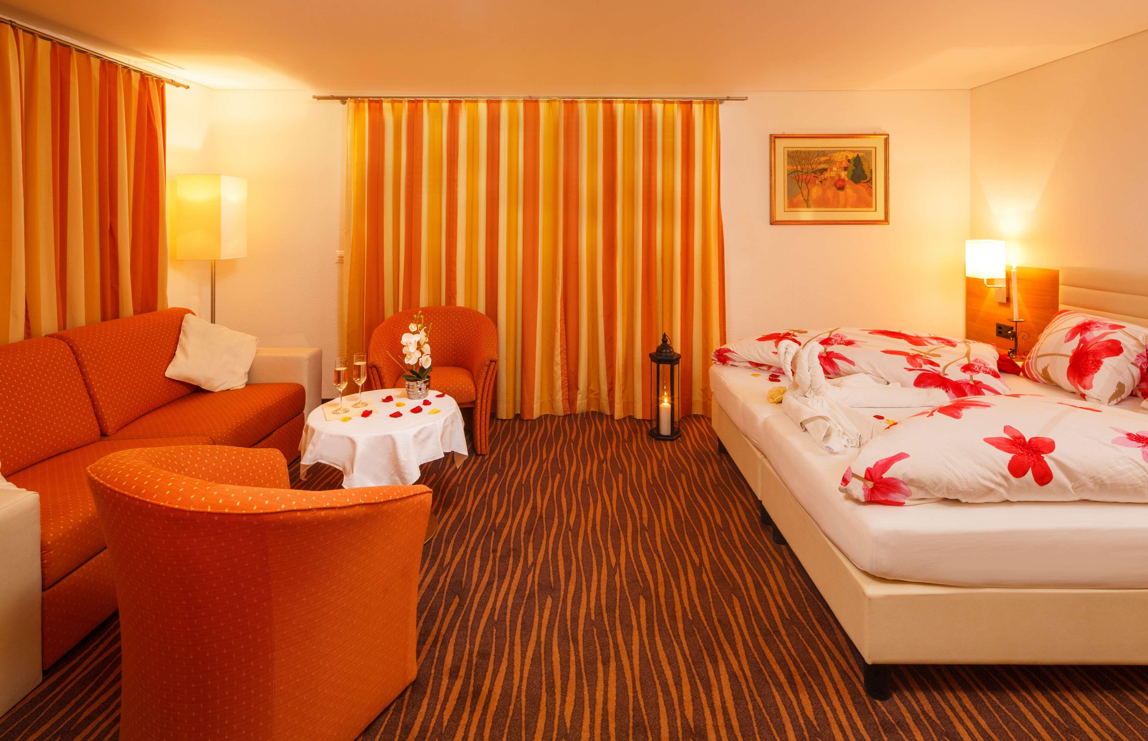 SEEMOWE SWISS QUALITY HOTEL 12/56