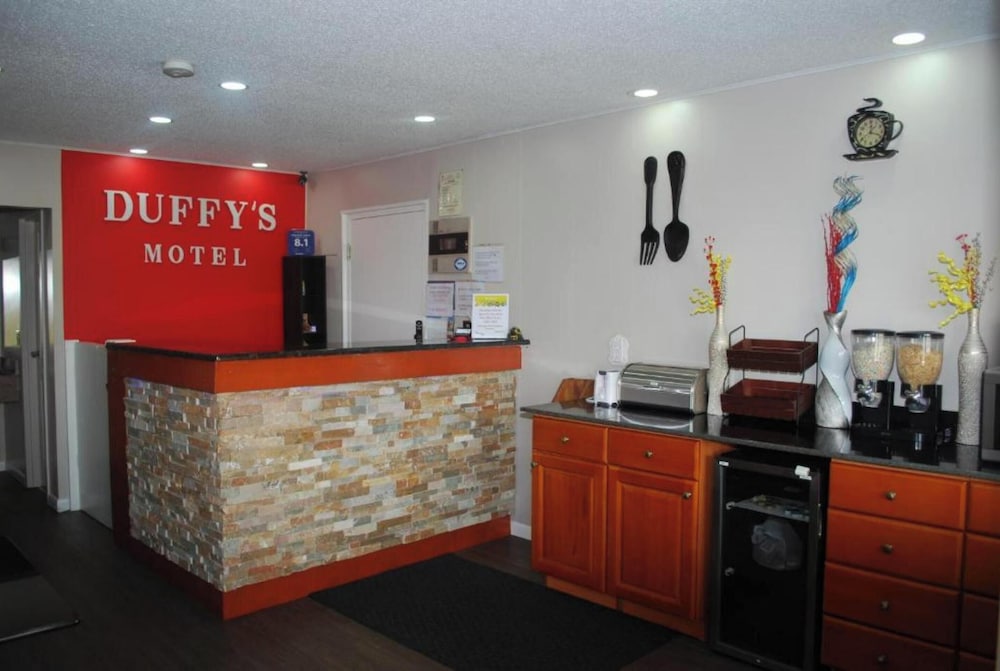 OYO Duffy's Motel 7/37