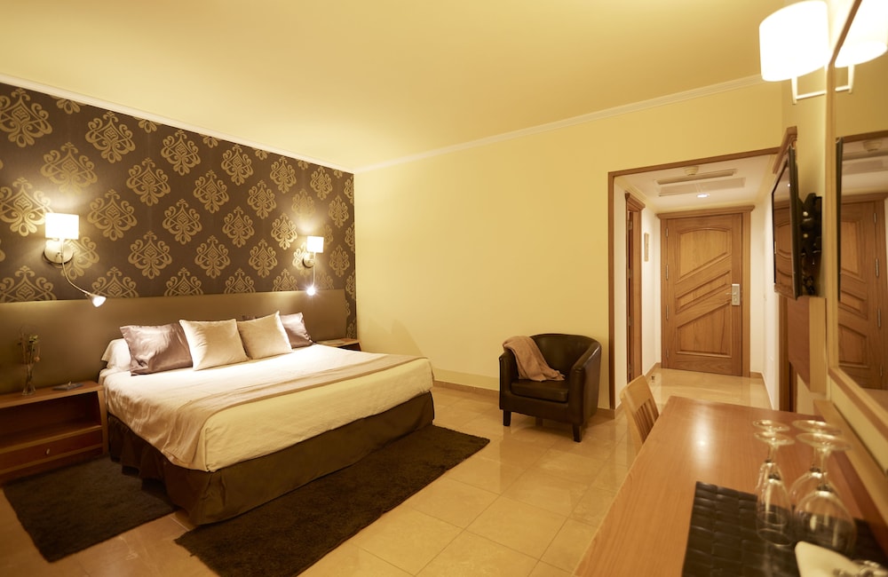 Invisa Hotel La Cala 44/99