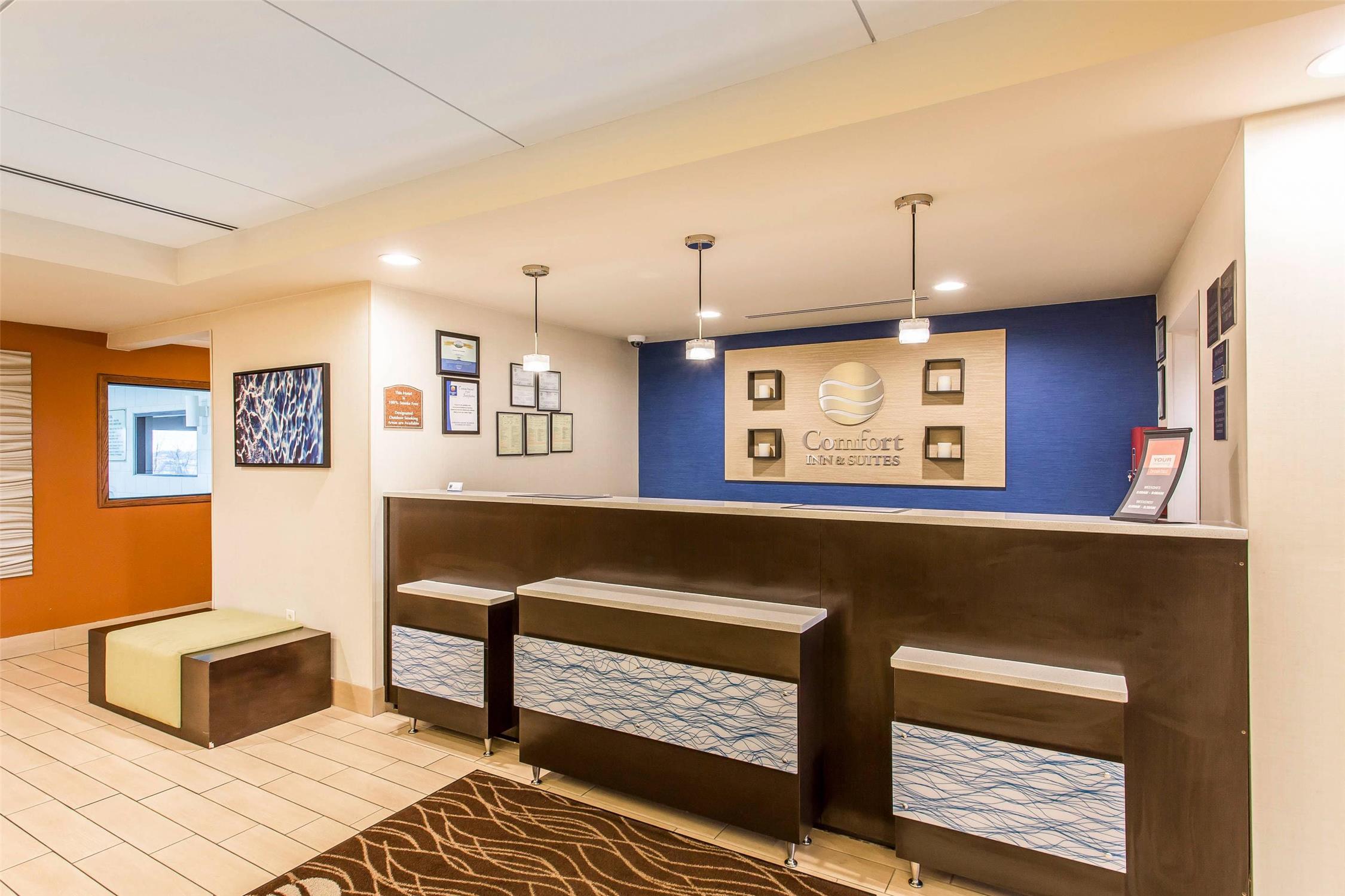 Comfort Inn & Suites Cookeville 7/33