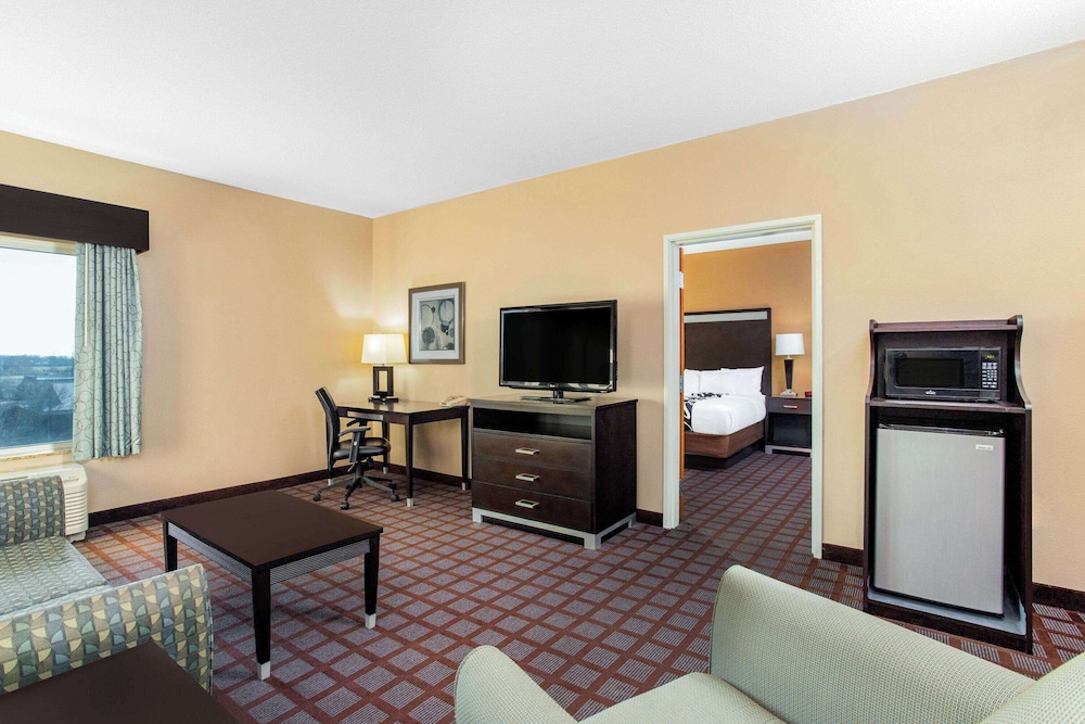 Spark by Hilton Plainfield Indianapolis Airport 26/43