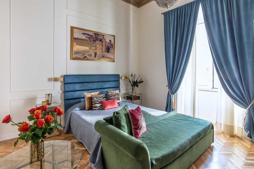 Ingrami Suites 42/72