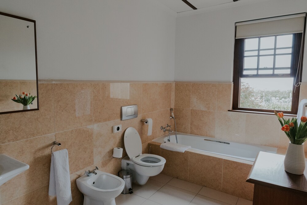 Cana Vineyard Guesthouse 34/76