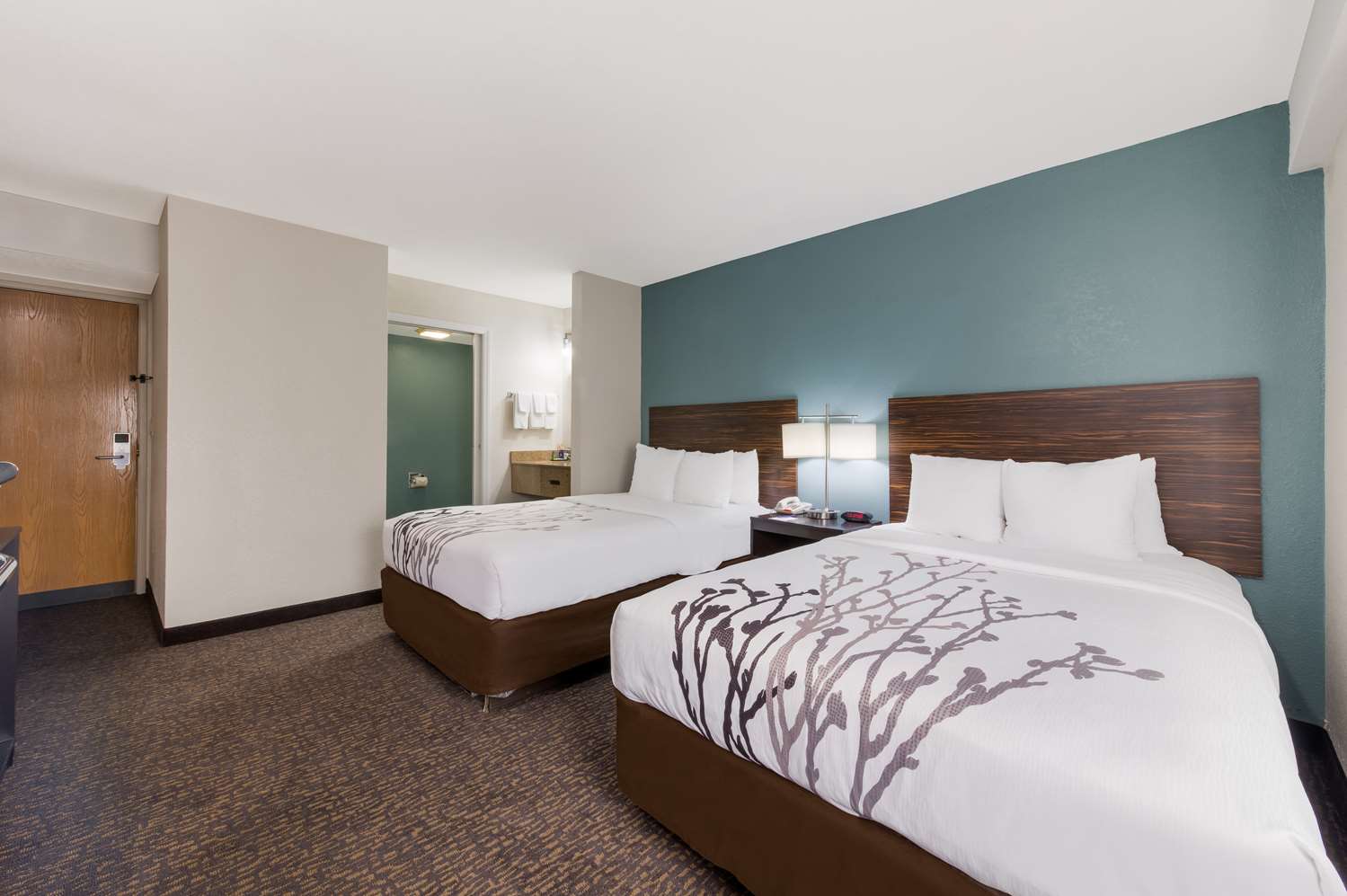 ROOM, 2 DOUBLE BEDS