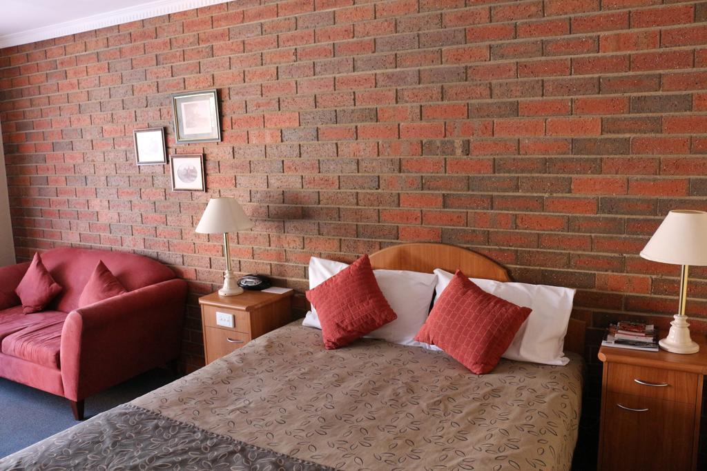BENDIGO HAYMARKET MOTOR INN 22/27