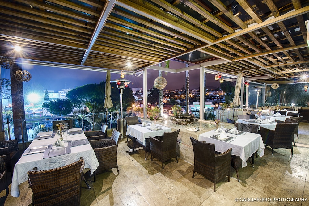 Colombe Hotel Boutique 44/76