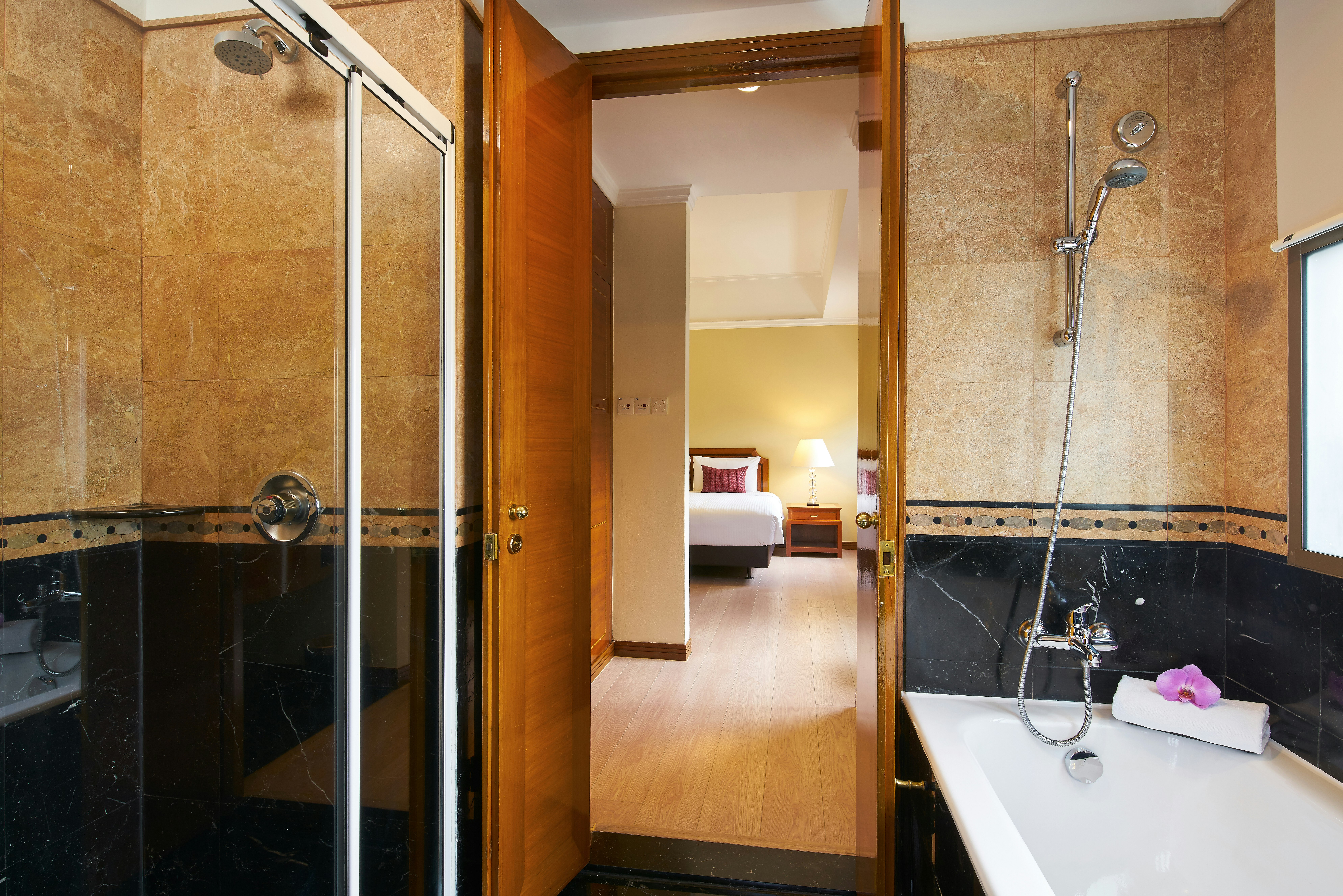 Orchard Parksuites 74/75