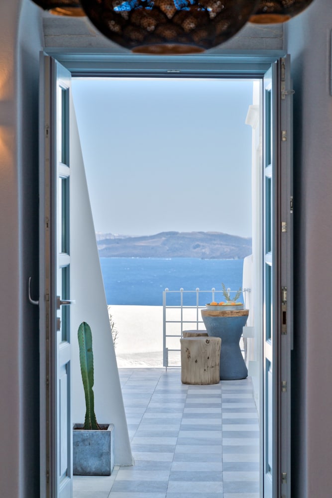 Namaste Suites By Caldera Houses 27/50