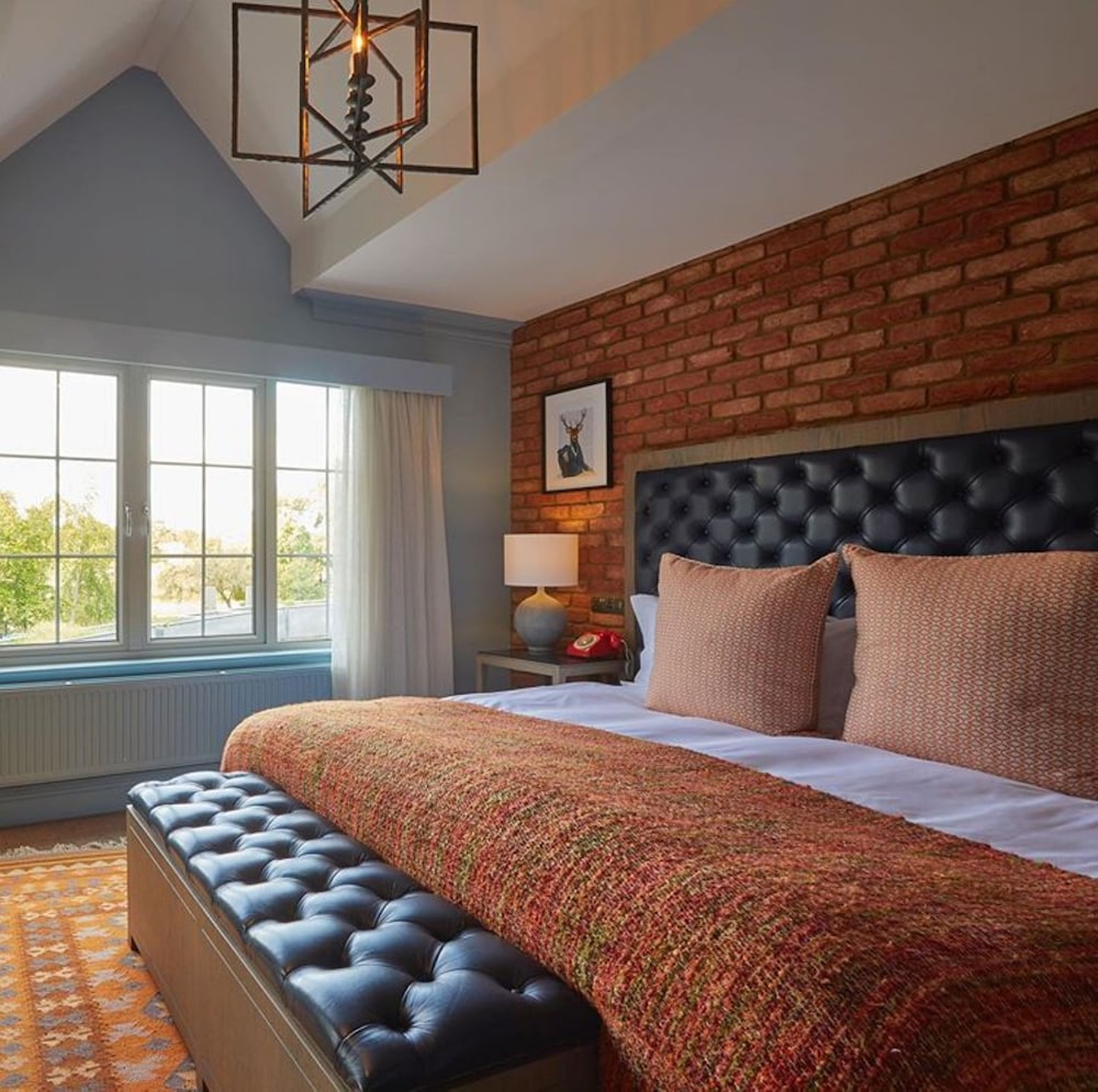 Biggy, King Bed, Riverside